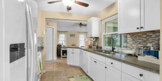 Fully Furnished Gulf Access w/ Boat Lift Gallery 17