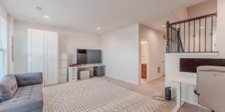 42506 DOGWOOD GLEN Square Gallery 6