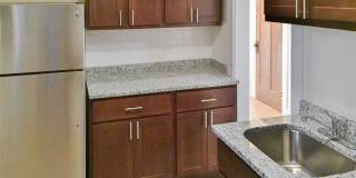 4547-57 N Leavitt Gallery 1