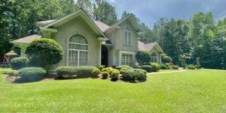 Spacious 5BR Home on 2 Acres in North Columbus – Pet Friendly! Gallery 1