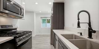 2561 W Avenue 30 Apartments Gallery 2