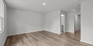 Gorgeous New Construction! Updated Kitchen, SS Appliances, Open Floorplan, Garage, Pet Friendly! Gallery 8