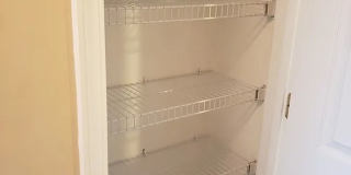 Room in 3 Bedroom Home at McGoogan Ln Gallery 13