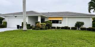 GORGEOUS WATERFRONT VIEW POOL HOME! Gallery 1