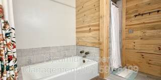 8758 S Oakwood Park Circle Gallery 15