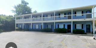 610 Putters Ln. Gallery 1
