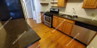 2821 Charlotte Street Gallery 8