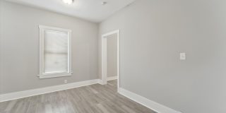 Large Near Downtown 2BR/2BA House For Rent Gallery 11