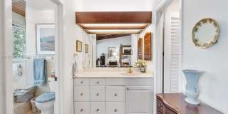 4905 SW 71st Pl Gallery 32