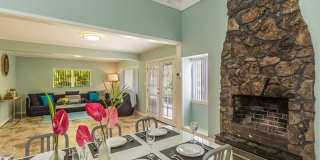 Historic Home+guest cottage in Kahala near the Beach w/Pool & AC: Ho'okipa Villa Gallery 4