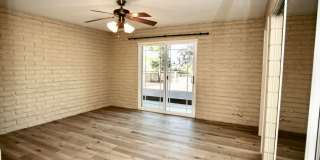 Mid-Century Modern 3Br 2Ba on 1/2ac with View! Gallery 11