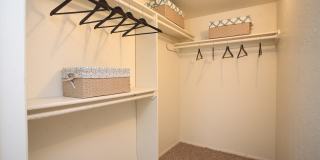 NORTHRIDGE COURT APARTMENT HOMES Gallery 10