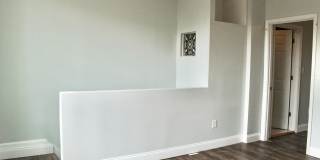 1616 PENN Street Gallery 32