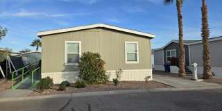 4650 E. Carey Ave Gallery 1