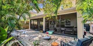3007 W PALMIRA Avenue Gallery 34