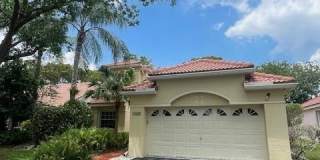 1328 Bayview Circle Gallery 2