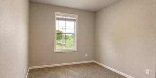 Luxury Townhome for Lease at the Courtyards at Hidden Crest - 13113 NE 71st Pl Gallery 18