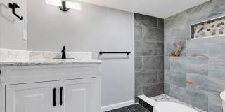 1806 MIDDLEBOROUGH Road Gallery 1