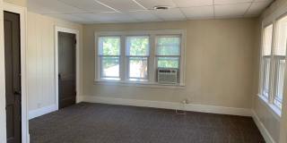 Upper Level 2 Bedroom, 1 Bathroom Duplex Gallery 3