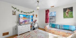 360 Gorge Road Gallery 13