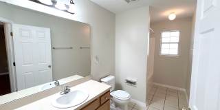 Spacious 4 Bed 3 Bath Home w FULLY FENCED YARD for Rent! Gallery 40