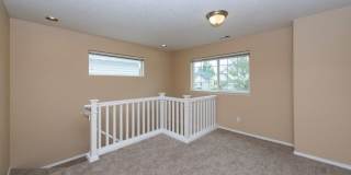 3Bd/2.5Ba in a Well-Liked Bethany Neighborhood ~ Washer/Dryer Included with 2 Car Garage and Fenced Yard!!!! Gallery 10