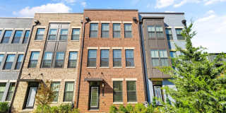 12973 HATTONTOWN Square Gallery 1