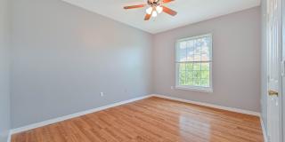 Now Available! 2 bed 2 bath condo in The Tides at Pelican Landing! Gallery 17