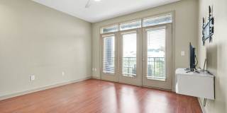 390 17th Street NW Gallery 12