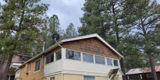 Remodeled Cabin in the Upper Canyon Area Gallery 1