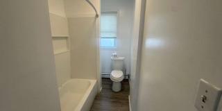 48 Kenwood Street Gallery 11