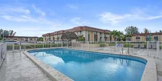 5325 SW 77th Ct Gallery 2