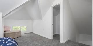 120 Woodland Street Gallery 47