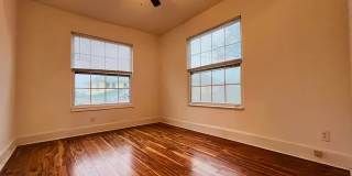 537 Bowman Ave Gallery 1