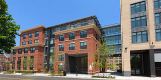 1111 Belle Pre Gallery 2