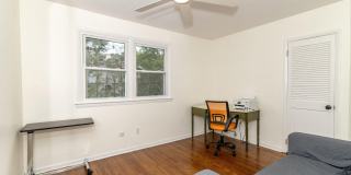 1800 LARK Lane Gallery 33