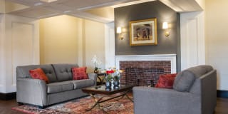 550 Belmont Street Gallery 3