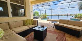 Seasonal Short-Term 4 Bedroom 3 Bathroom Heated Pool Home located in Venetian Golf & River Club! Gallery 25