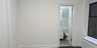 211 East 76th Street Gallery 4