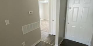 River Walk Apartments Gallery 32