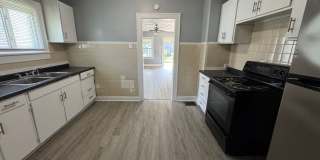 Near Southeast 3 Bed 1 Bath Gallery 19