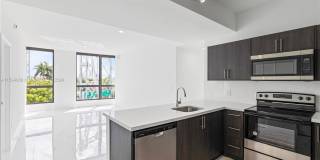 1 Curtiss Parkway Gallery 5