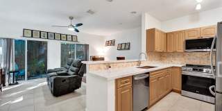 1743 NE 4th Avenue Gallery 1