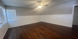 2511 39th Street Gallery 19