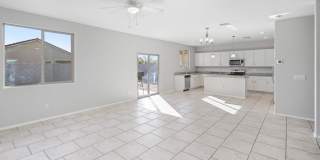 7135 W Rancho Drive Gallery 35