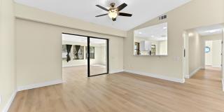 571 SE Anchor Lane Gallery 4