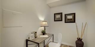 SEATTLE WATERFRONT CONDO FOR RENT w VIEWS! Gallery 4