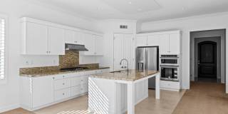Gorgeous 3 bedroom 2.5 bath home in the newly constructed association of Eastwood Village! Gallery 7