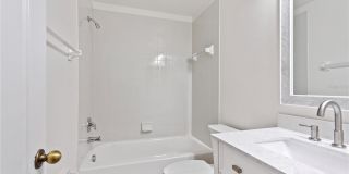 118 CHIPPENDALE TERRACE Gallery 23