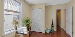 1933 PARRISH Street Gallery 15
